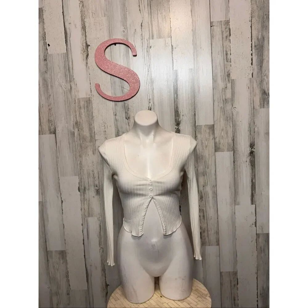 White Ribbed Button Front Long Sleeve Crop Top Size S
